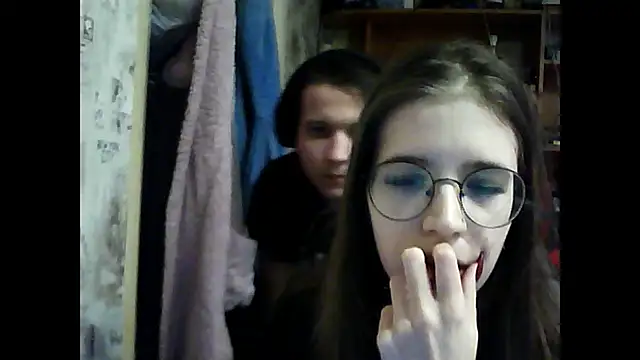 lulu fly  online show from 17, 12, 2025