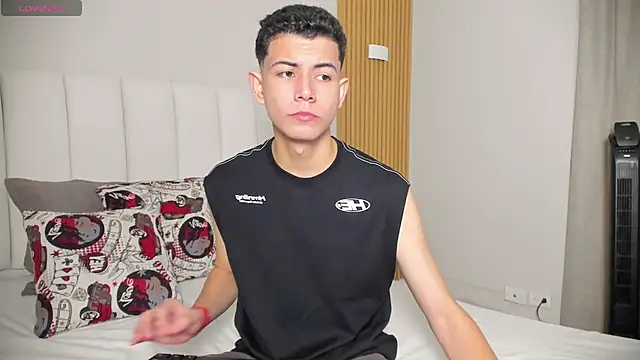 Snapshot of FireGuy_99 chatting on 20, 11, 2025 FireGuy 99 online show from 20, 11, 2025