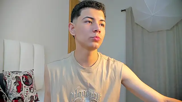 Snapshot of FireGuy_99 chatting on 30, 11, 2025 FireGuy 99 online show from 30, 11, 2025