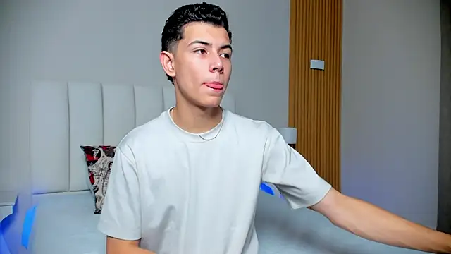 Snapshot of FireGuy_99 chatting on 7, 1, 2026 FireGuy 99 online show from 7, 1, 2026