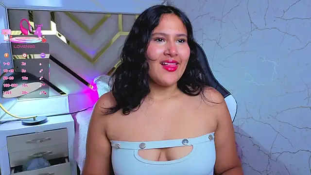 luna jonezz online show from 20, 11, 2025