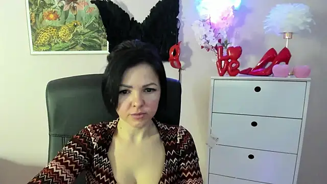 Mollybloom40 online show from 2, 3, 2026