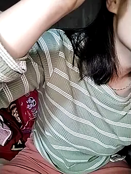 Snapshot of Hani-i chatting on 15, 2, 2026 Hani-i online show from 15, 2, 2026