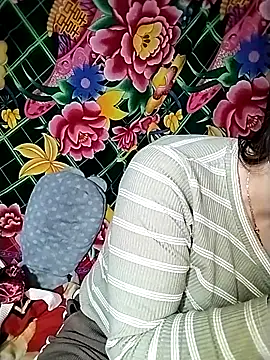 Snapshot of Hani-i chatting on 24, 2, 2026 Hani-i online show from 24, 2, 2026