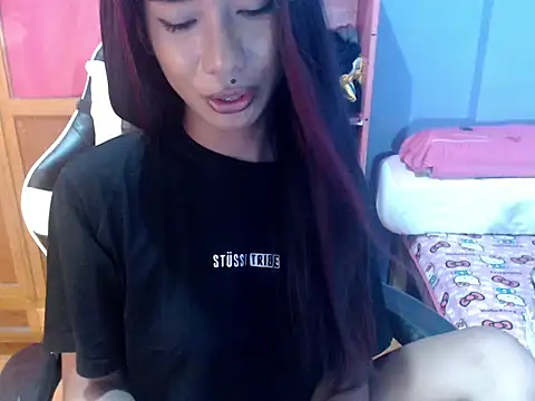 Snapshot of Yourasianbabyemma chatting on 7, 5, 2026 Yourasianbabyemma online show from 7, 5, 2026