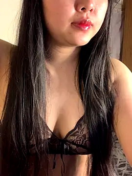 Aimee milk online show from 3, 12, 2025