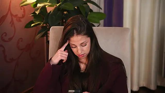 Snapshot of JohannaCharlon chatting on 15, 10, 2025 JohannaCharlon online show from 15, 10, 2025
