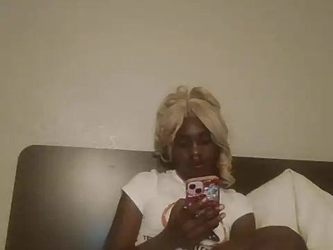 missblasian online show from 26, 10, 2025