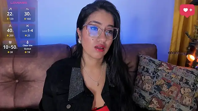 Snapshot of charlhot_ chatting on 22, 11, 2025 charlhot online show from 22, 11, 2025