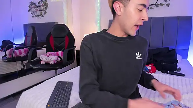 JustinCastiblanco online show from 23, 10, 2025