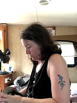 Snapshot of JT83FL chatting on 22, 10, 2025 JT83FL online show from 22, 10, 2025