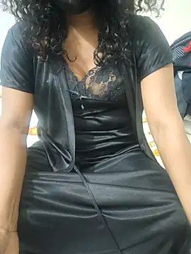 Snapshot of YOURS_STUTI chatting on 4, 11, 2025 YOURS STUTI online show from 4, 11, 2025