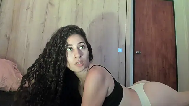 Snapshot of fernanda317 chatting on 28, 3, 2026 fernanda317 online show from 28, 3, 2026