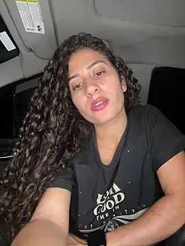 Snapshot of fernanda317 chatting on 8, 4, 2026 fernanda317 online show from 8, 4, 2026