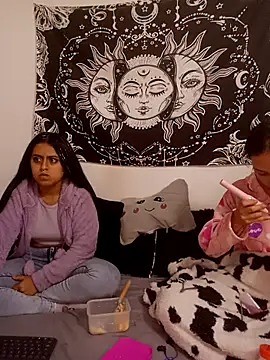 abby n emily online show from 27, 3, 2026