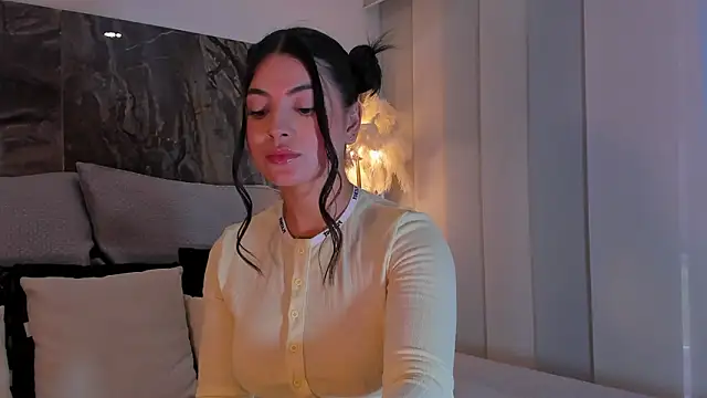 Rashel Frost  online show from 2, 2, 2026