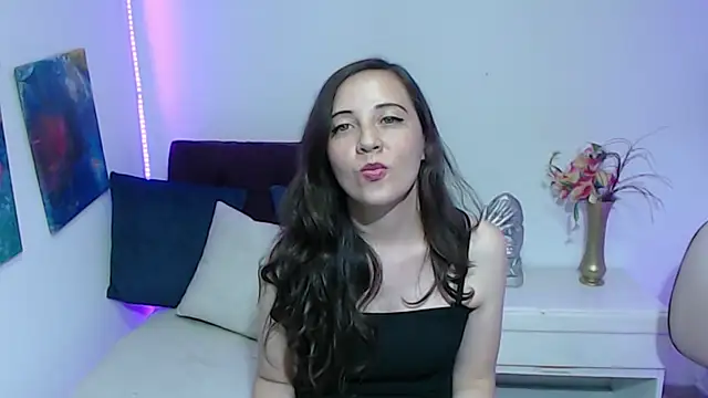 Snapshot of SolSmithh chatting on 20, 10, 2025 SolSmithh online show from 20, 10, 2025