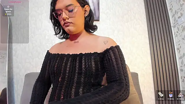 Snapshot of xkaty_grey chatting on 6, 2, 2026 xkaty grey online show from 6, 2, 2026