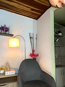 Meggie  online show from 21, 10, 2025