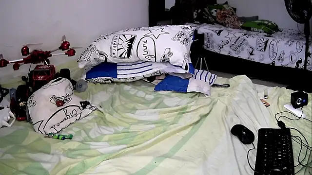 AXionX online show from 11, 11, 2025