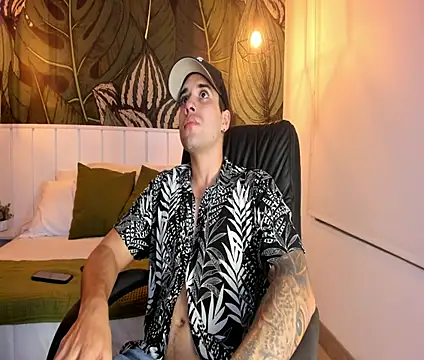 Mike montoya01 online show from 17, 10, 2025