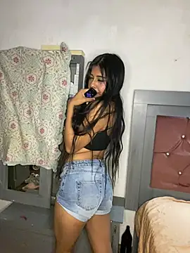 Alicia Sanz online show from 8, 3, 2026