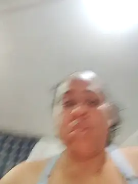 Snapshot of Karenmtroconiz chatting on 14, 12, 2025 Karenmtroconiz online show from 14, 12, 2025