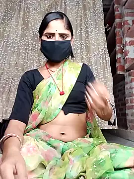 Snapshot of Rajni_chauhan chatting on 22, 4, 2026 Rajni chauhan online show from 22, 4, 2026