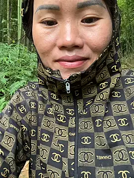 Snapshot of Saomai25 chatting on 21, 10, 2025 Saomai25 online show from 21, 10, 2025