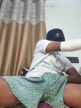 Snapshot of Mysterious_Prince chatting on 2, 12, 2025 Mysterious Prince online show from 2, 12, 2025