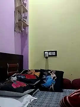 Snapshot of Jyoti-Love-143 chatting on 14, 12, 2025 Jyoti-Love-143 online show from 14, 12, 2025