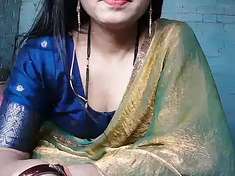Snapshot of diksha--s chatting on 28, 10, 2025 diksha--s online show from 28, 10, 2025