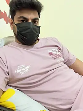 Handsome8677 online show from 17, 1, 2026