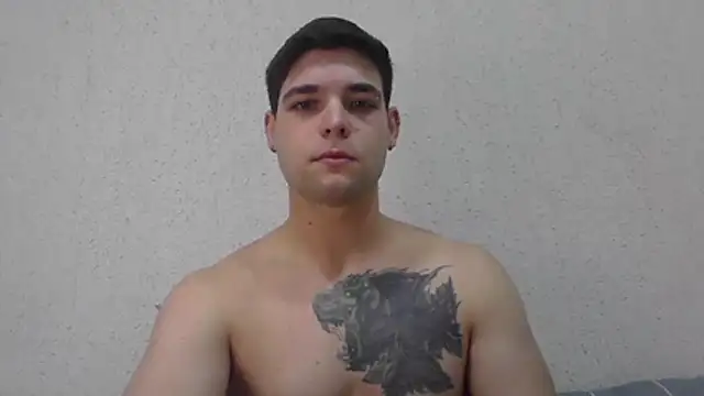 Snapshot of Zure-xxx chatting on 4, 6, 2026 Zure-xxx online show from 4, 6, 2026