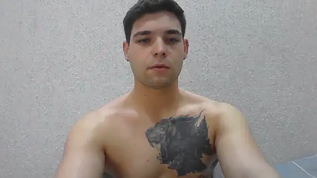 Snapshot of Zure-xxx chatting on 5, 6, 2026 Zure-xxx online show from 5, 6, 2026