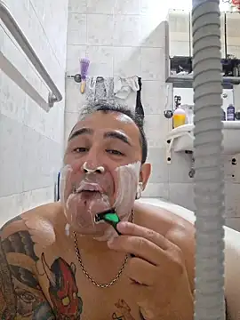 Snapshot of Rueditasss chatting on 4, 2, 2026 Rueditasss online show from 4, 2, 2026