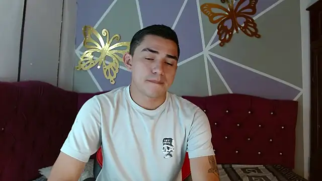 Snapshot of Ruiz2416 chatting on 16, 10, 2025 Ruiz2416 online show from 16, 10, 2025