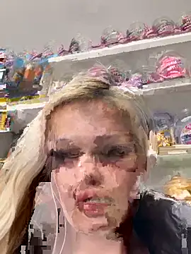 Snapshot of CherryXOX- chatting on 1, 11, 2025 CherryXOX- online show from 1, 11, 2025