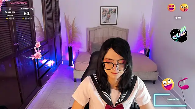 Noah Cherry online show from 28, 10, 2025