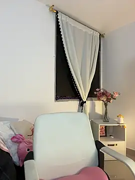 kit katt online show from 5, 11, 2025