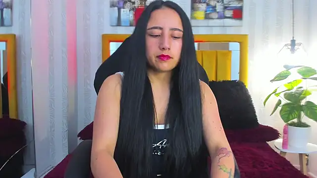 Snapshot of Samanta_Fischer chatting on 1, 12, 2025 Samanta Fischer online show from 1, 12, 2025