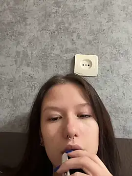 Snapshot of AngelaXSmile chatting on 29, 10, 2025 AngelaXSmile online show from 29, 10, 2025