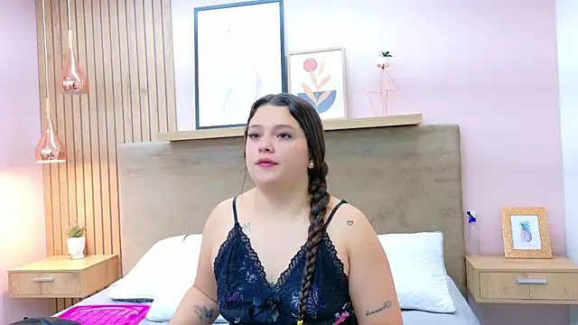 Tessa Stone online show from 15, 1, 2026