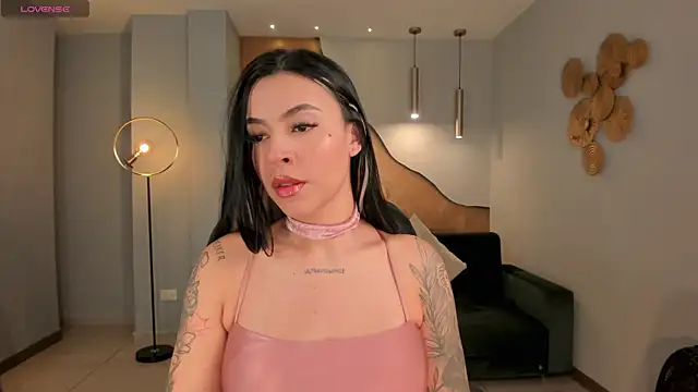 Snapshot of ChristineFord_ chatting on 1, 12, 2025 ChristineFord online show from 1, 12, 2025