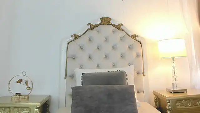 Snapshot of jessi_lopez45 chatting on 14, 12, 2025 jessi lopez45 online show from 14, 12, 2025