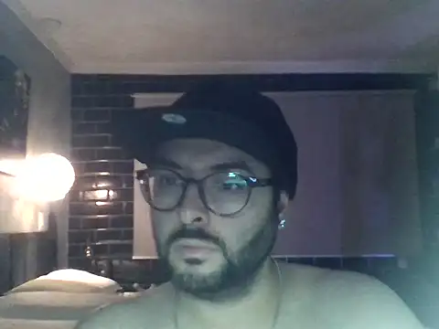 Snapshot of RickdeSP chatting on 17, 11, 2025 RickdeSP online show from 17, 11, 2025