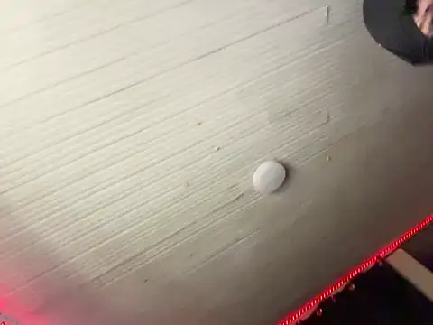 Snapshot of kenhins chatting on 25, 10, 2025 kenhins online show from 25, 10, 2025