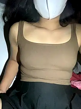 Snapshot of Nary68 chatting on 16, 10, 2025 Nary68 online show from 16, 10, 2025