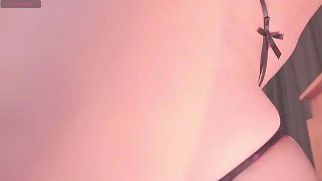 Snapshot of ElodieRousse_ chatting on 26, 11, 2025 ElodieRousse online show from 26, 11, 2025