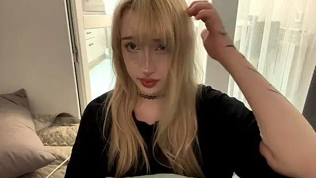 Milkmoriee online show from 18, 10, 2025